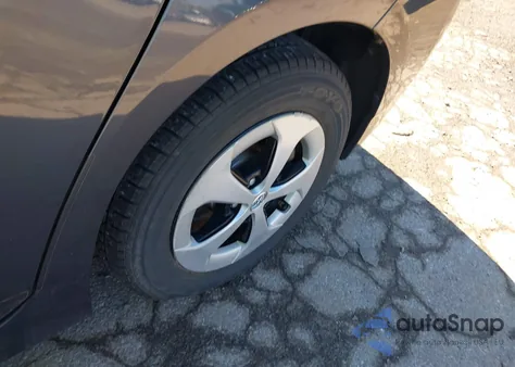 2012 Toyota Prius Two из США, поврежденный, VIN JTDKN3DU2C1558584